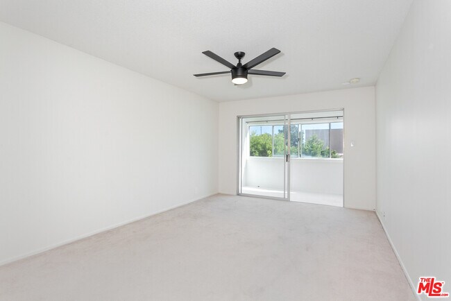 Building Photo - 5700 Ravenspur Dr