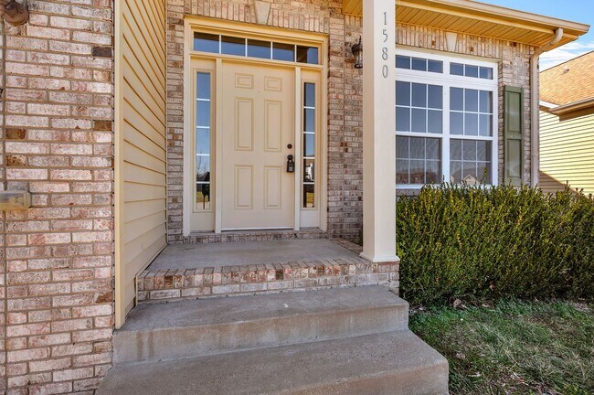 Building Photo - Perfect Family Layout with Office & Large Fenced Backyard