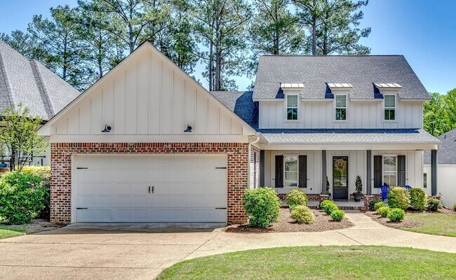 Primary Photo - 150 Pine Ridge Cir