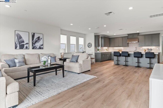 Building Photo - 1194 Mateo Miller Cir