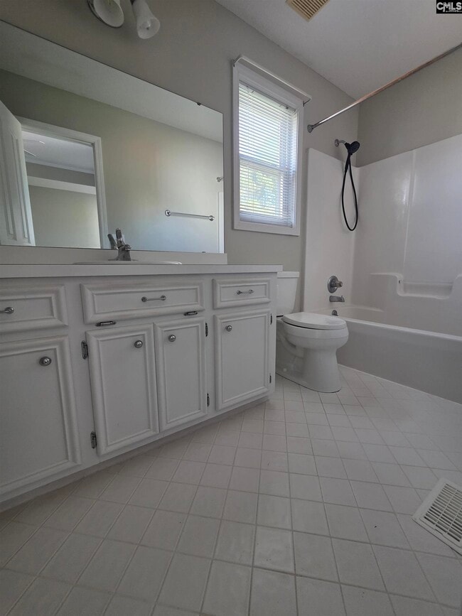 Building Photo - 129 Wildflower Ln