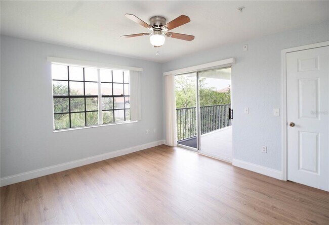 Building Photo - 14036 Fairway Island Dr