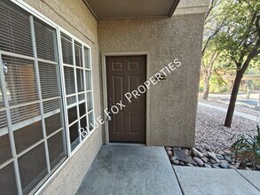 Building Photo - 1500 E Pusch Wilderness Dr