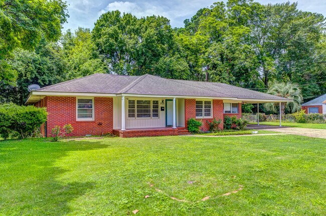 Building Photo - 3720 Pelzer Ave