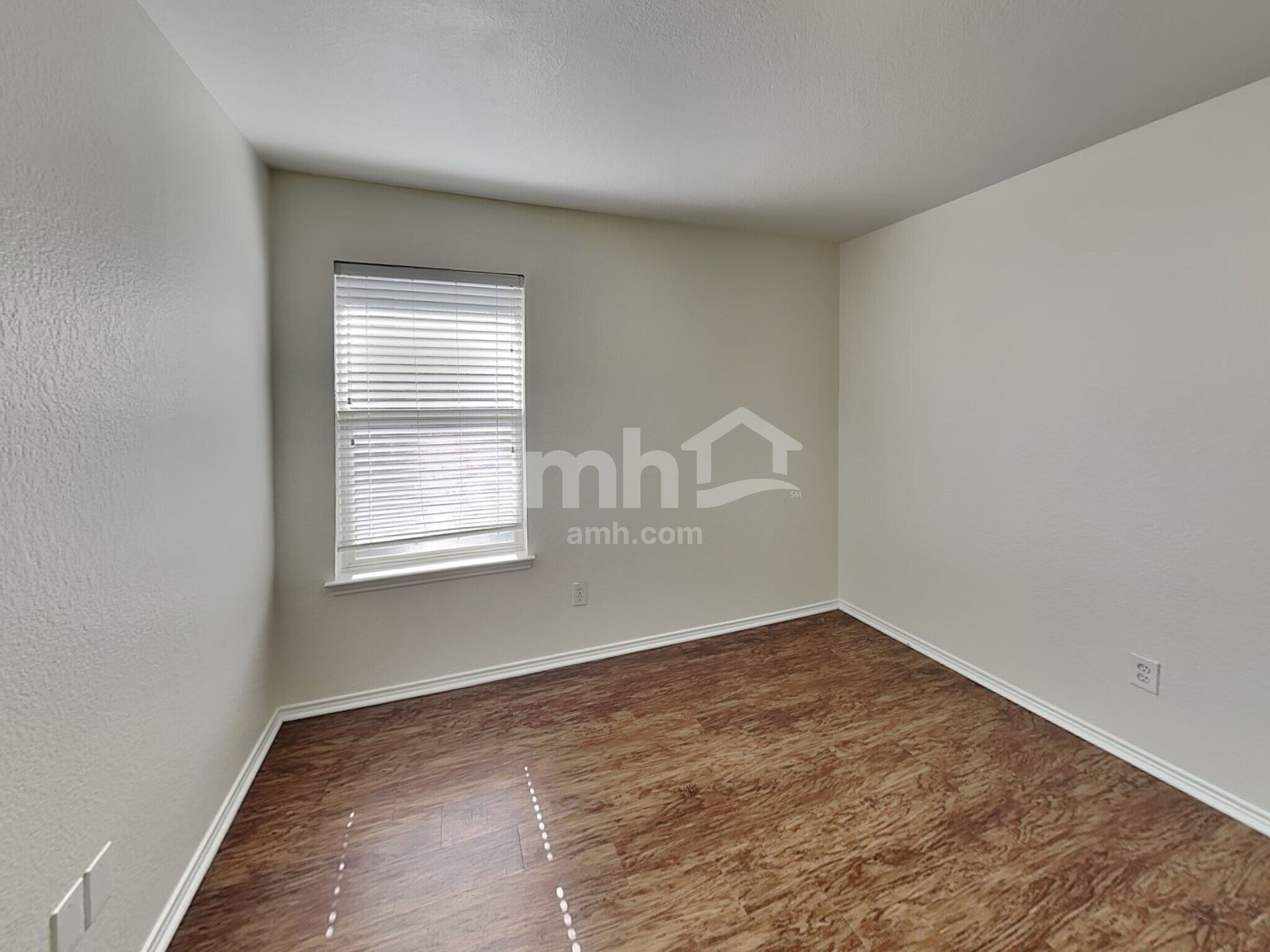 Building Photo - 7110 Chambers Creek Ln