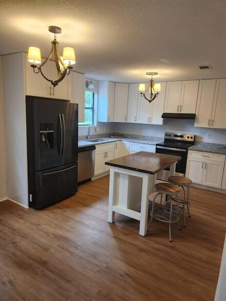 Building Photo - 3849 Ivy Ct