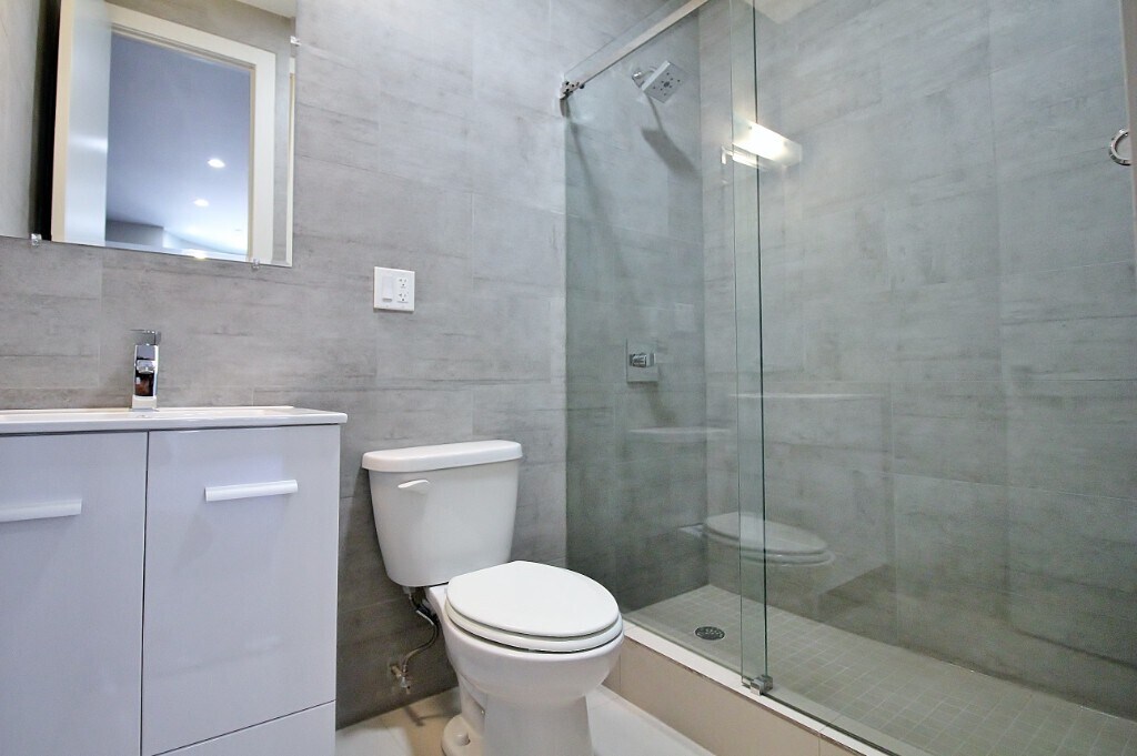 Building Photo - NEW 1 Bed in Prospect Park South!