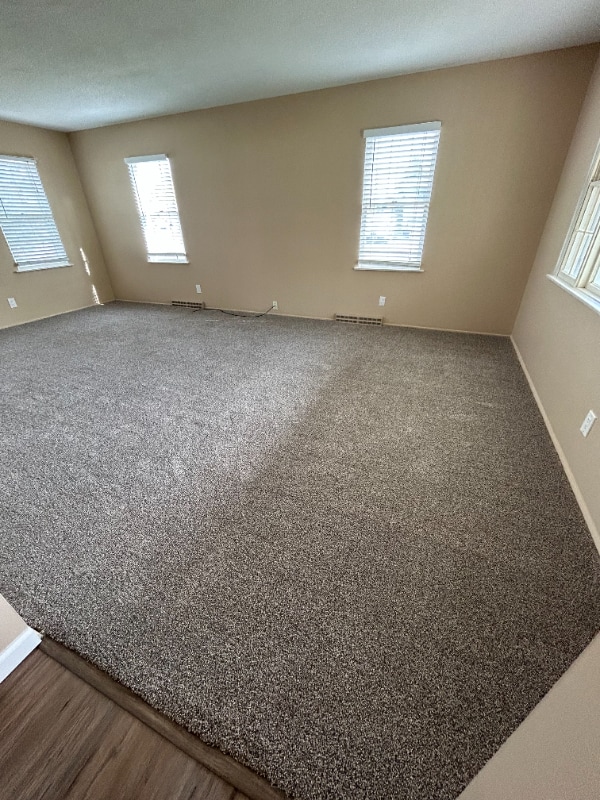 Building Photo - 2700 Carmel Dr