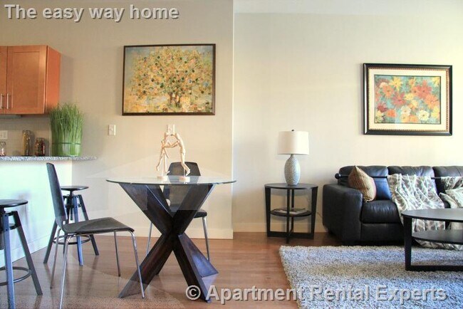 Building Photo - 632 Massachusetts Ave