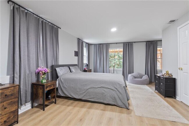 Building Photo - 1510 Wood Thrush Way