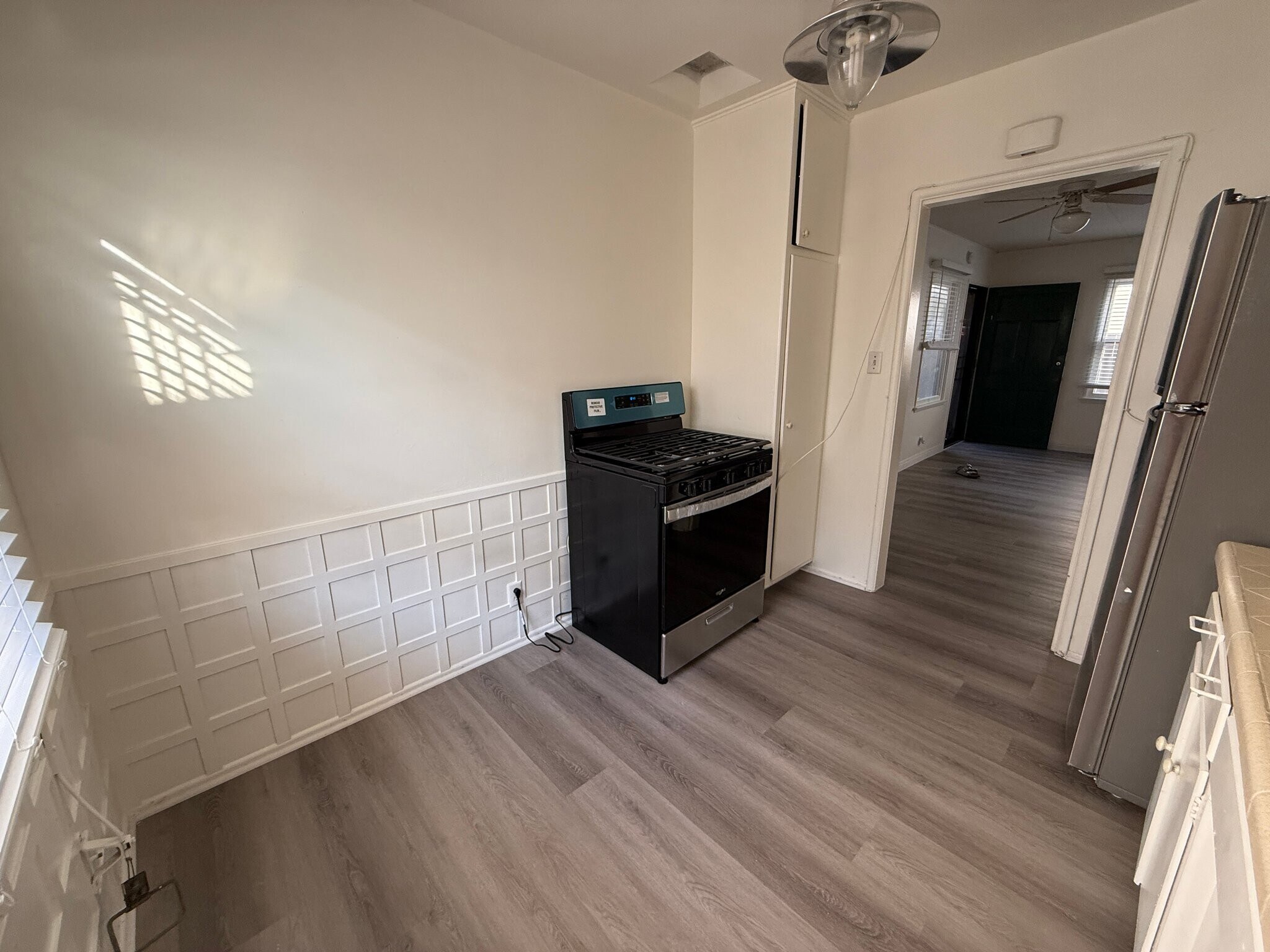 Building Photo - 3646 Vinton Ave