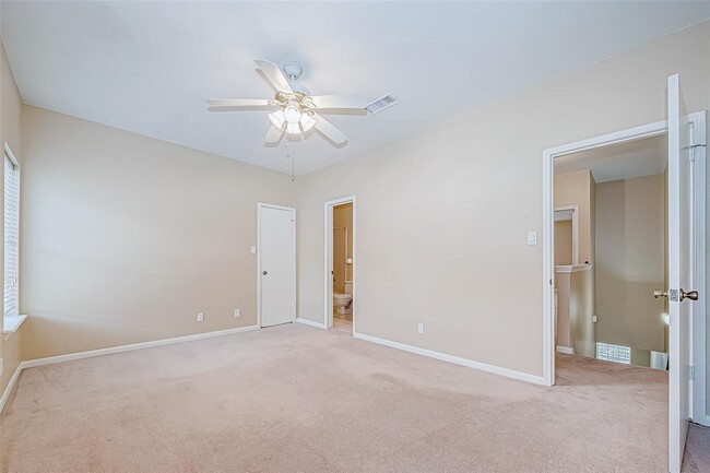 Building Photo - 7337 Regency Square Ct