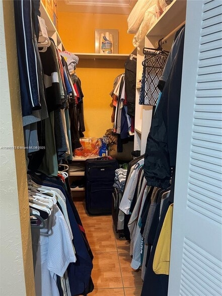 Building Photo - 7667 NW 182nd Ln