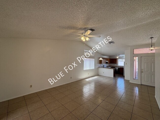 Building Photo - 3472 W Sky Ridge Loop