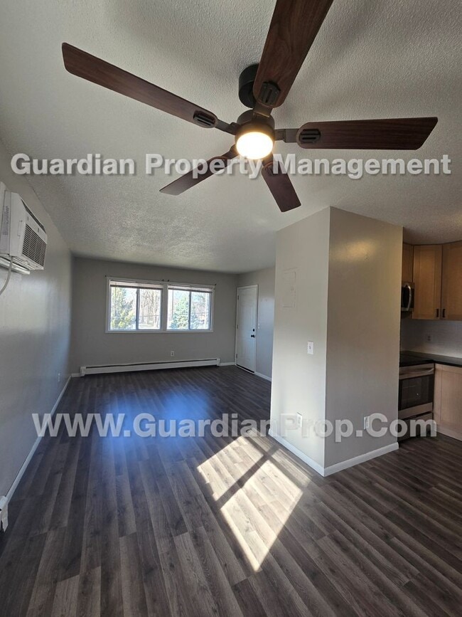 Building Photo - 2426 County Rd I