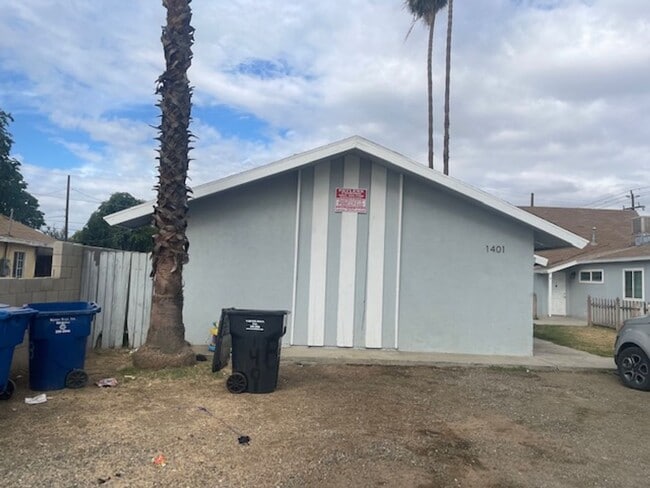 Primary Photo - 1401 Yosemite Dr