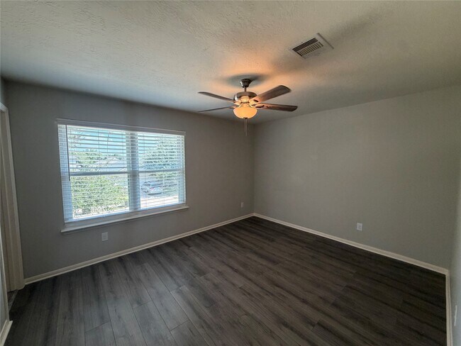 Building Photo - 4123 Knollwick Ct