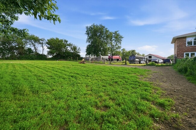 Building Photo - 25821 S Willow Creek Ln