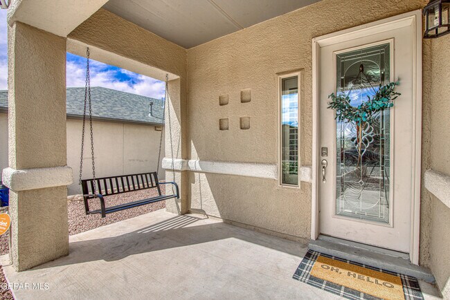 Building Photo - 7517 Red Cedar Dr