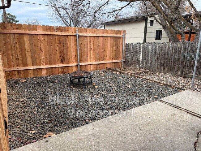 Building Photo - 1937 S Owyhee St