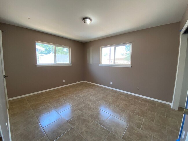 Building Photo - 9608 Stonehaven Dr