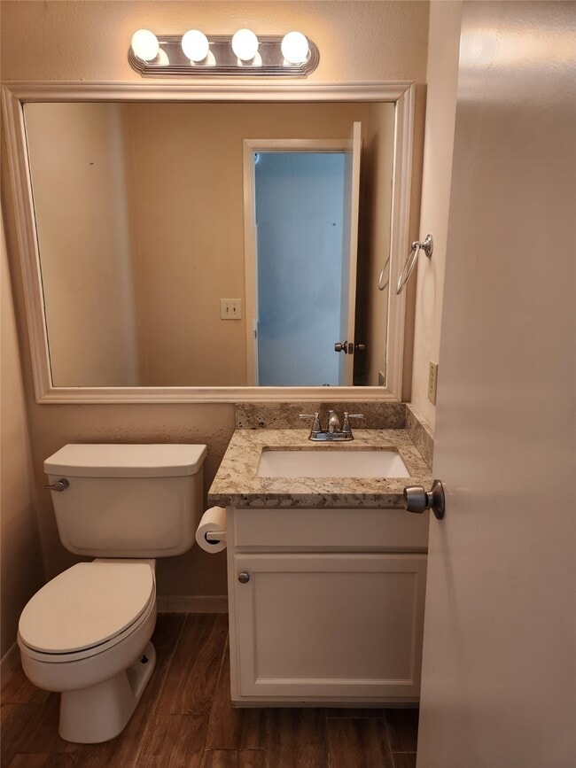 Building Photo - 10607 Horseshoe Bend Dr