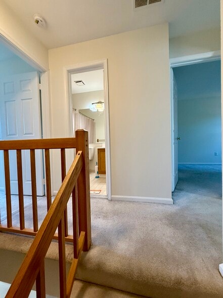 Building Photo - 9632 Hadleigh Ct