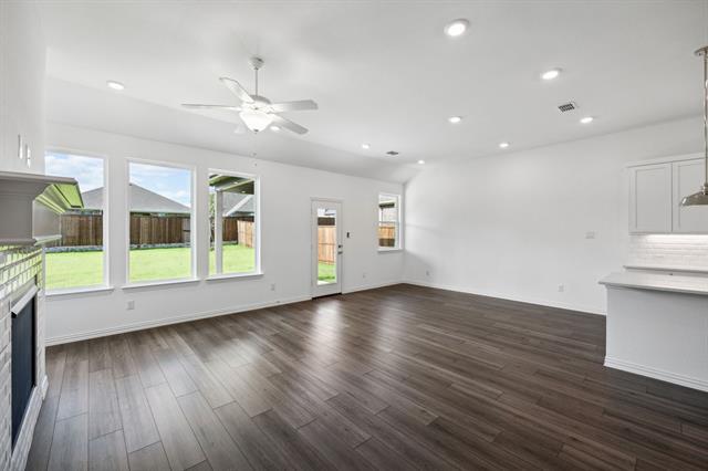 Building Photo - 3513 Sunflower St