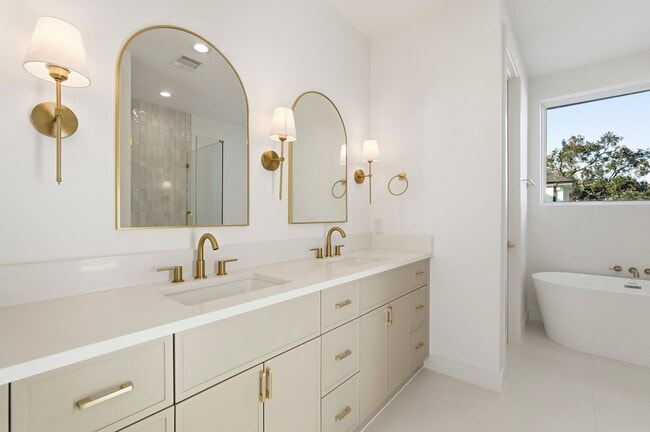 Building Photo - 3826 Wilmer St