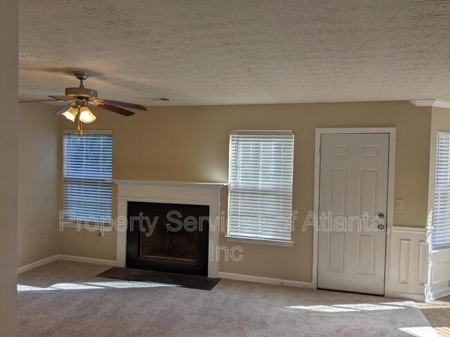 Building Photo - 1684 Gallup Dr