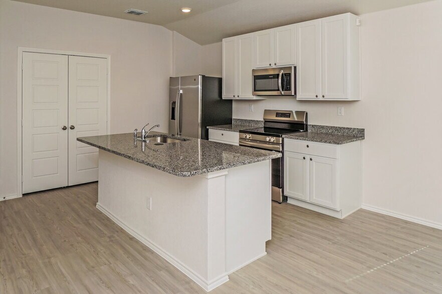 Building Photo - 211 TX-211