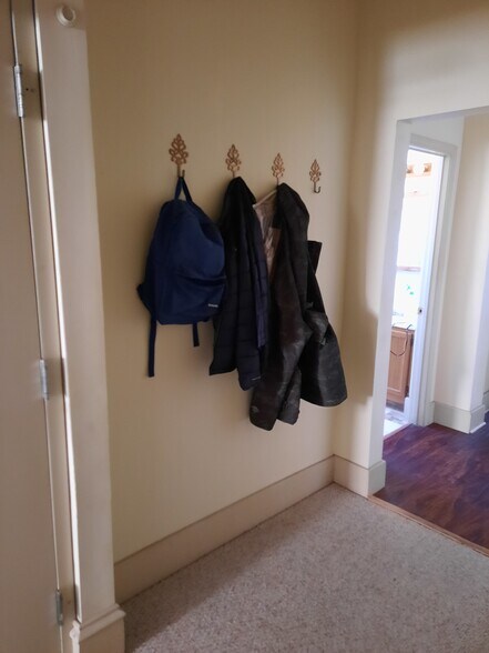 Mudroom - 1300 S 3rd St