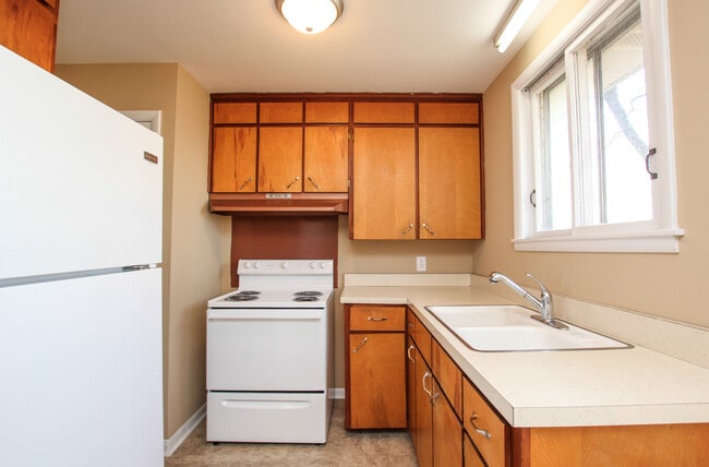 Building Photo - COMING SOON! Nashville! View the river fro...