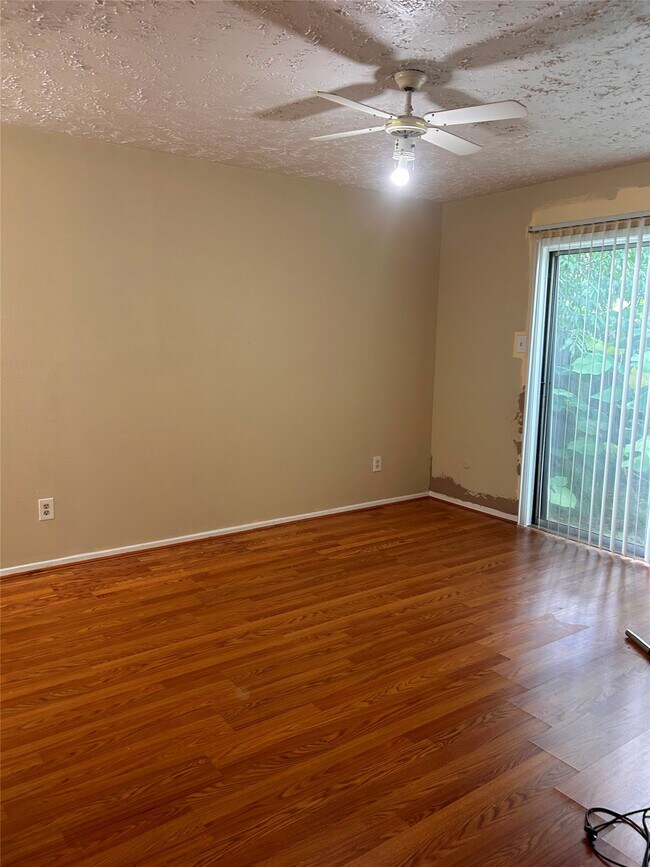 Building Photo - 13022 Bacard Ln