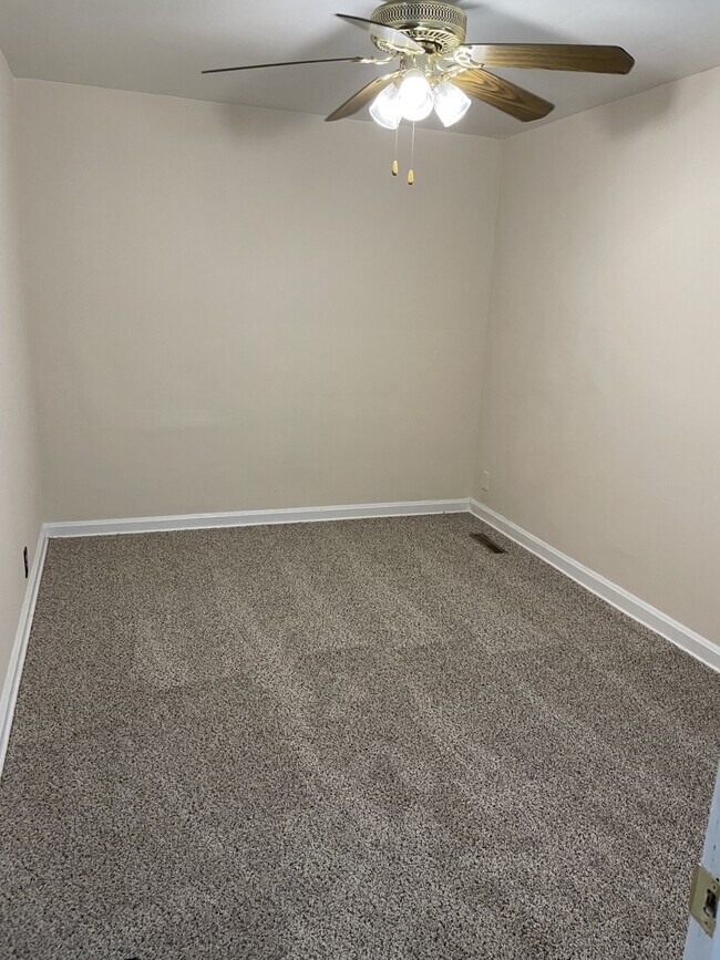 Bedroom - 46 Martinview Rd