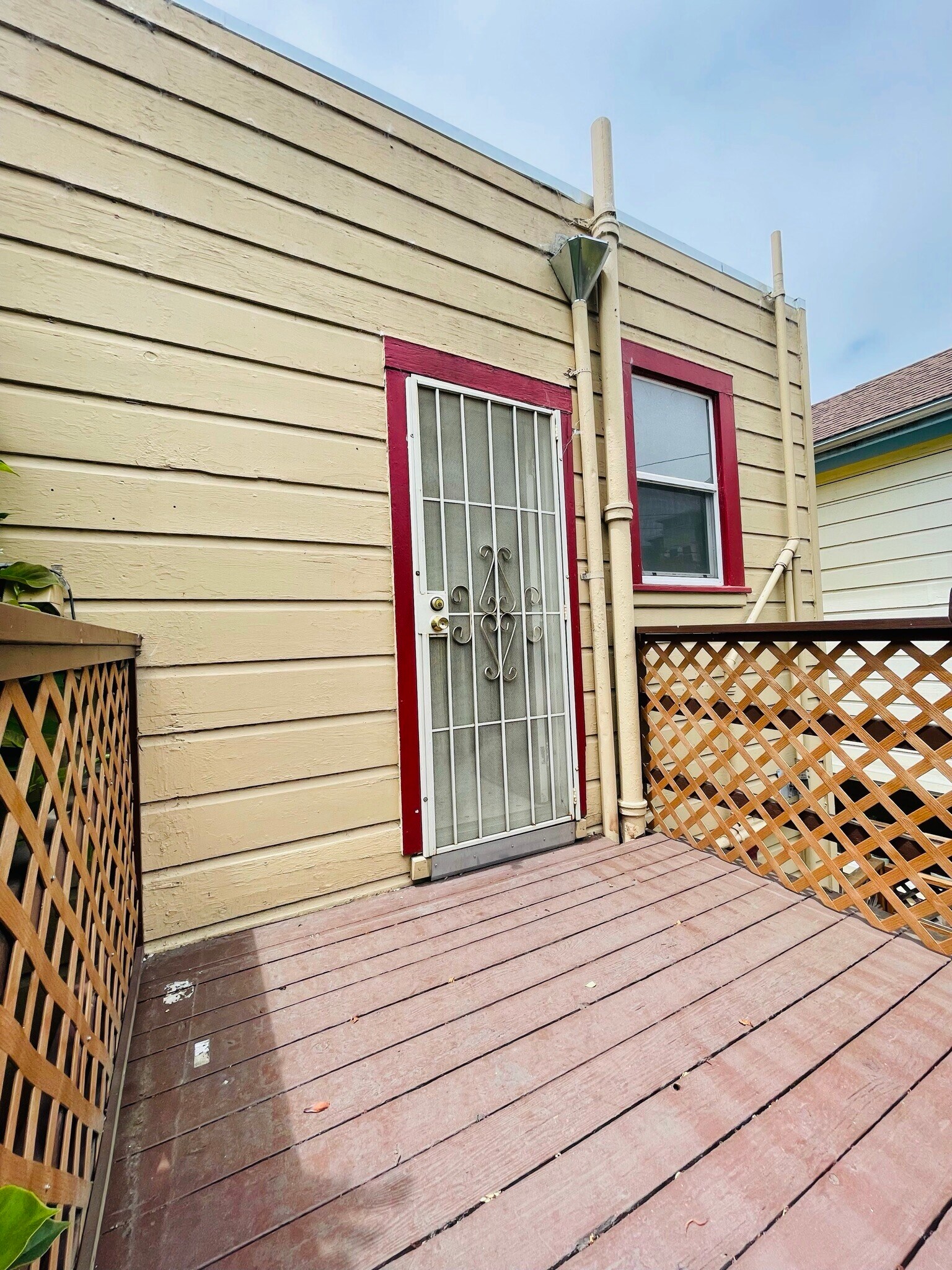 Building Photo - 1309 Kansas St