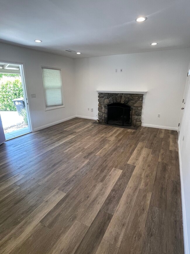 Living Room - 2825 Hermosa Ave
