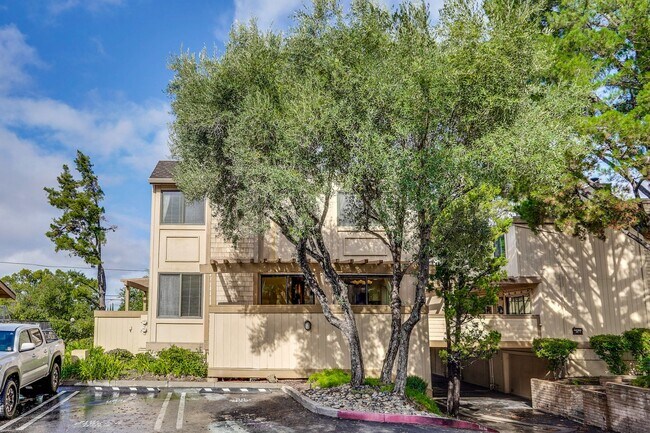 Primary Photo - Welcome Home!!! - Modern and Spacious Gem!...