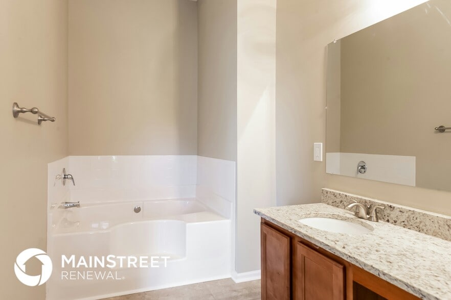 Building Photo - 6998 ? Bonnes Blvd