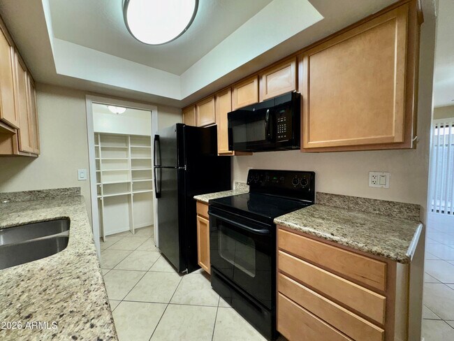 Building Photo - 16635 N Cave Creek Rd