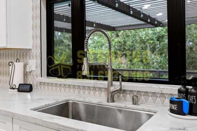 Building Photo - 2040 Marsala Cir