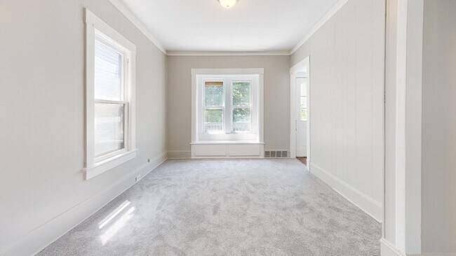 Building Photo - Brooklyn Center - 3 Bedroom Single Family ...