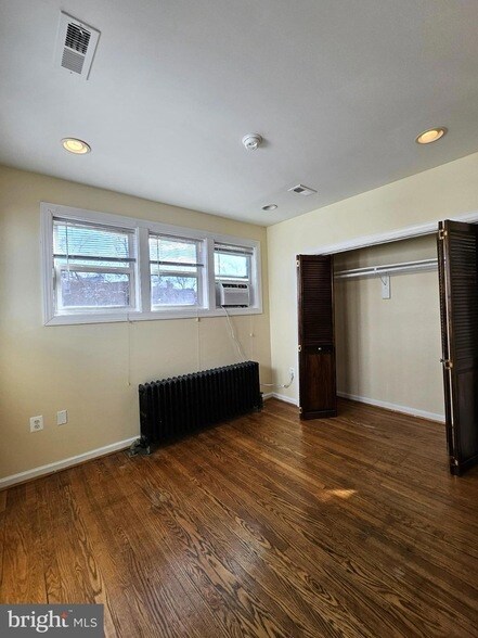 Building Photo - 5227 Kansas Ave NW