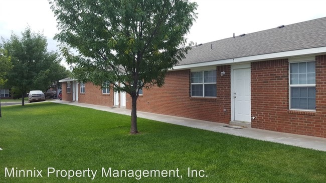 Building Photo - 2801 Mable Dr