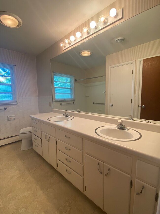 Building Photo - $2,200 | 4 Bedroom, 2 Bathroom Multi Floor House | No Pets | Available for August 1st, 2026 Move In!