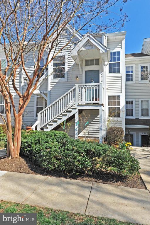 Building Photo - 2810 Yarling Ct