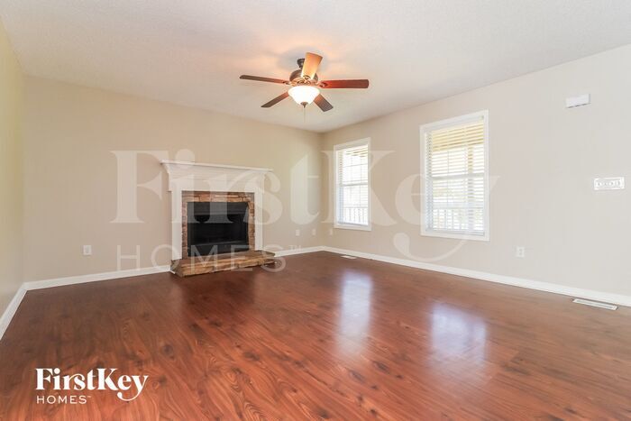 Building Photo - 201 Amberwood Trail