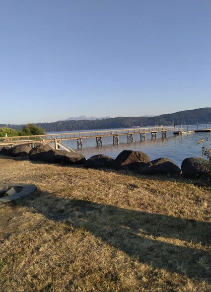 Building Photo - 60 East Falls Place