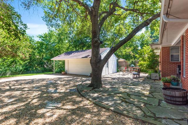 Building Photo - 6803 Blessing Dr