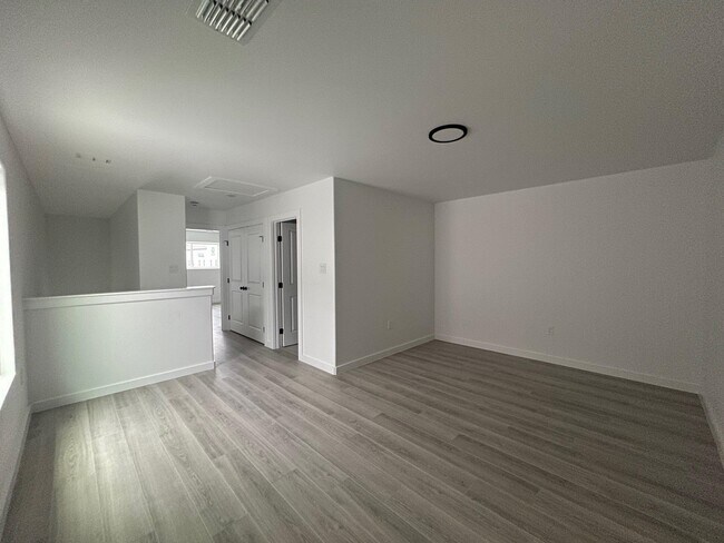 Building Photo - 8218 Casa Verde Rd